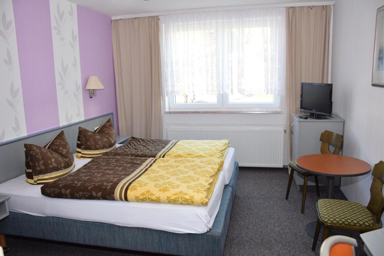 Marschalls Hotel Am Rennsteig 노이하우스암렌웨그 외부 사진